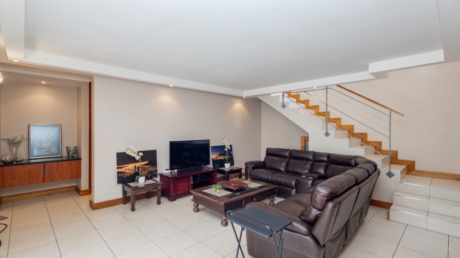 4 Bedroom Property for Sale in Sunset Beach Western Cape